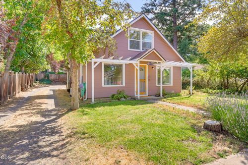 1040 E Main St, Ashland, OR, 97520-5105 | Card Image