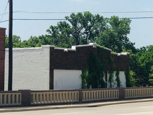 807 S Austin Ave, Denison, TX, 75020-4971 | Card Image