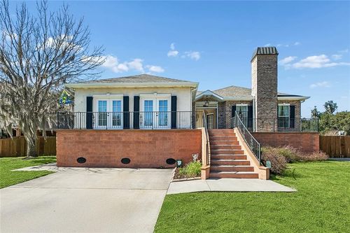 108 Jessica Dr, Belle Chasse, LA, 70037-4170 | Card Image