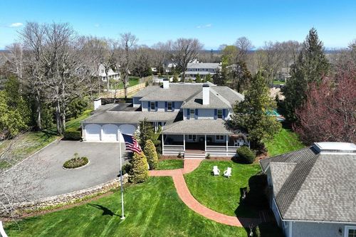 30 Crooked Ln, Duxbury, MA, 02332-3903 | Card Image