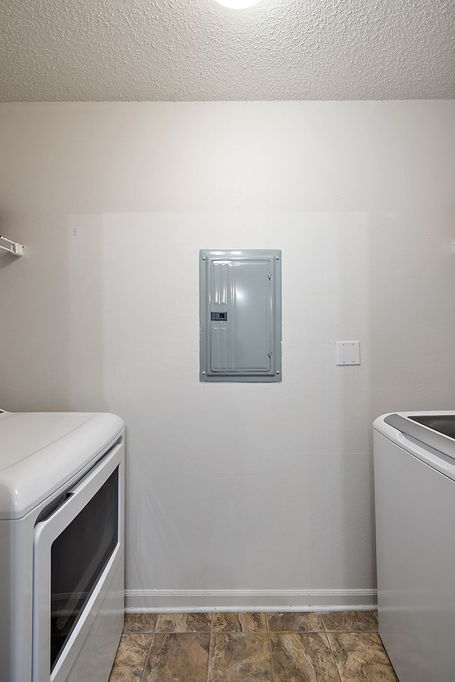 12303 Pinehurst Ln, Condo with 2 bedrooms, 2 bathrooms and null parking in Grand Blanc MI | Image 34