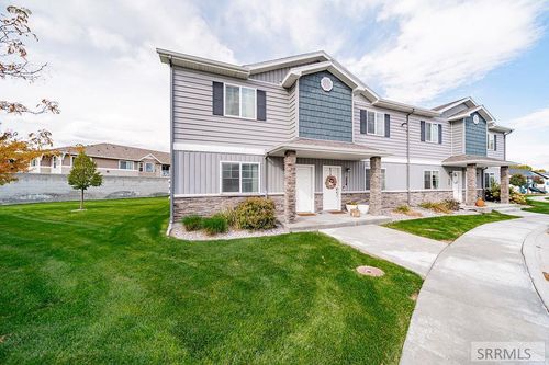 556 Trails End, Idaho Falls, ID, 83402-1286 | Card Image