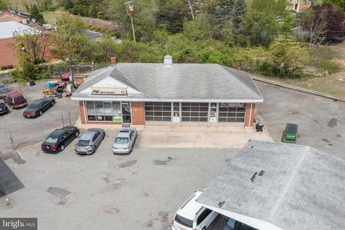 601 John F Kennedy Way, Willingboro, NJ, 08046-1262 | Card Image