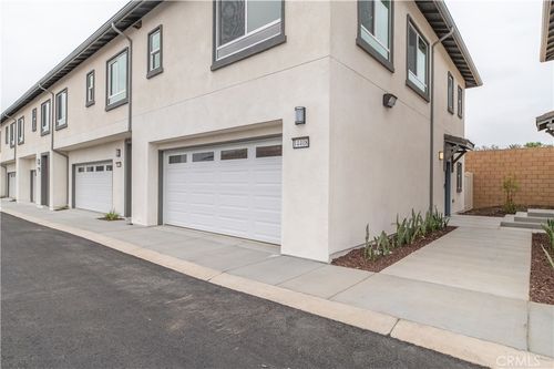 14407 Maraschino Avenue, Fontana, CA, 92335 | Card Image