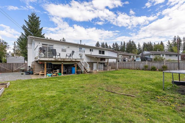 3445 Sussex Street, House other with 4 bedrooms, 1 bathrooms and 6 parking in Abbotsford BC | Image 32
