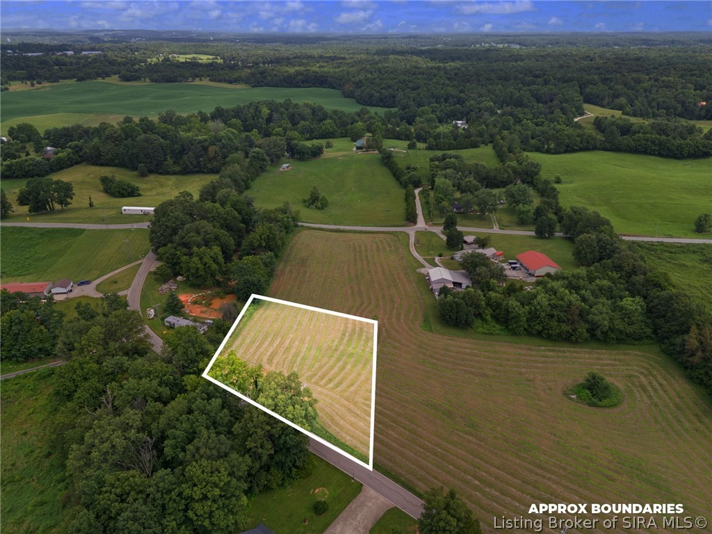 Land in Corydon