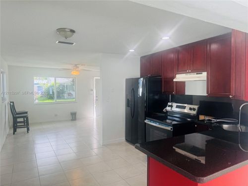 4571 Nw 16th Way, Tamarac, FL, 33309-3755 | Card Image