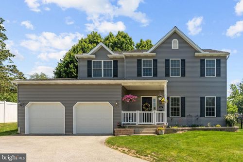 494 E King Rd, MALVERN, PA, 19355-3046 | Card Image
