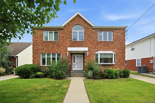 156-34 88th St, Howard Beach, NY, 11414-2701 | Card Image