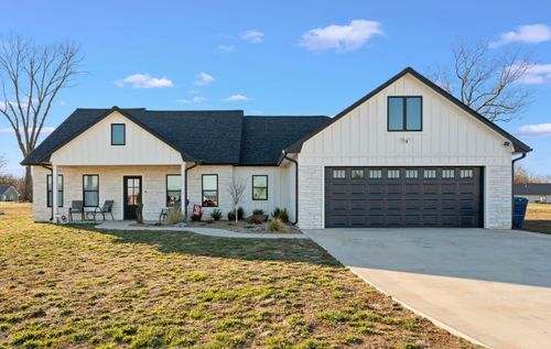 61500 Tarhe Trl, Fairland, OK, 74343-1957 | Card Image