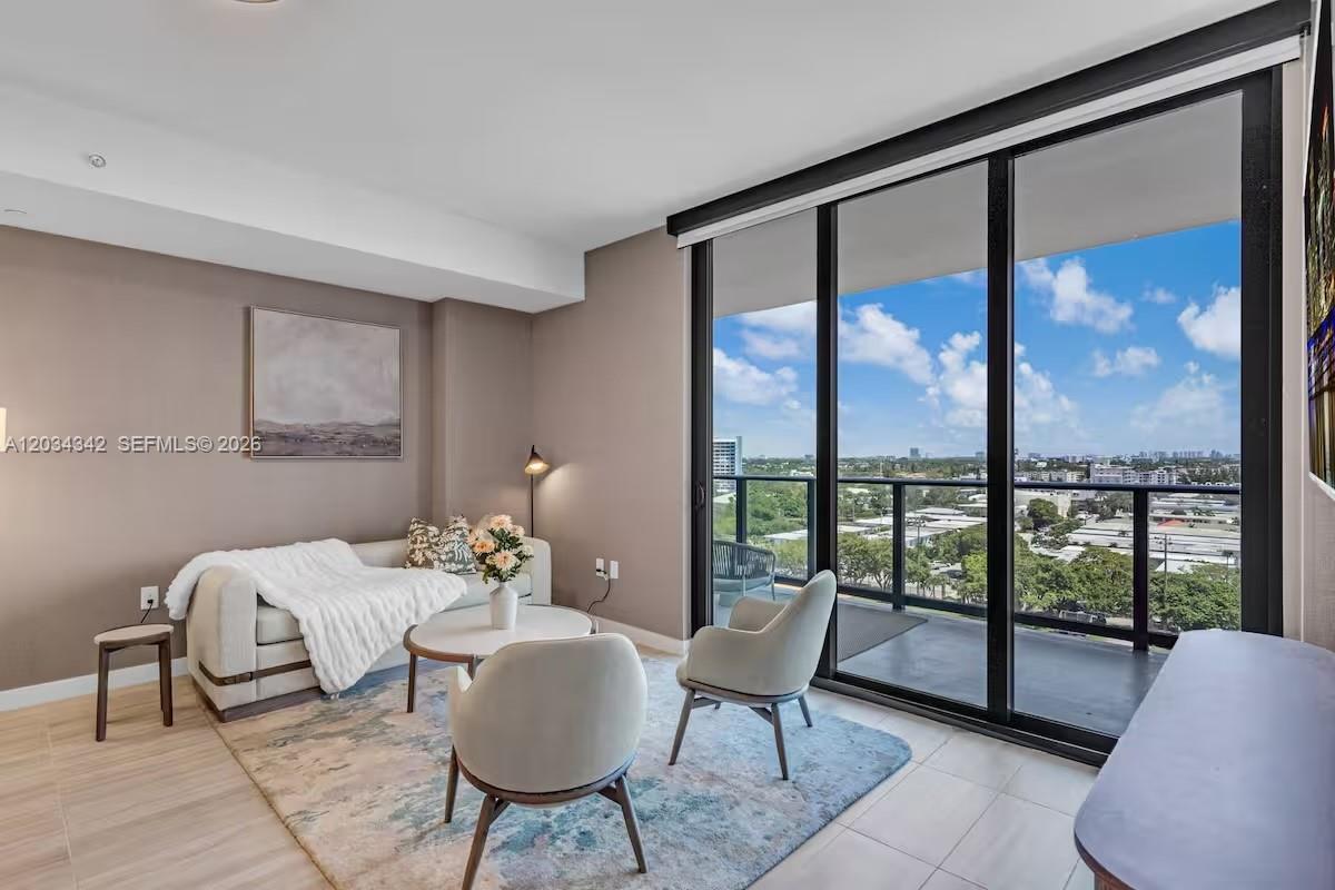 Residential Lease in Miami Beach 4