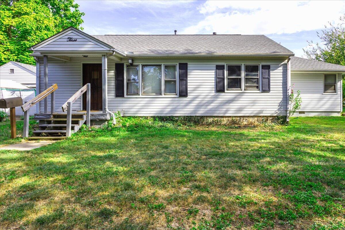 Fawkes St, Jeffersonville, OH 43128