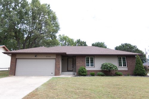 2124 S Suprema Ave, Springfield, MO, 65807-2110 | Card Image