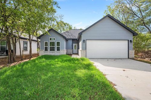 115 W 17th Ave, Corsicana, TX, 75110-8025 | Card Image
