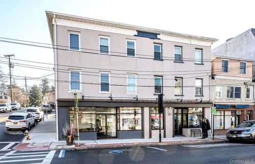 100 Main St, Dobbs Ferry, NY, 10522-1687 | Card Image