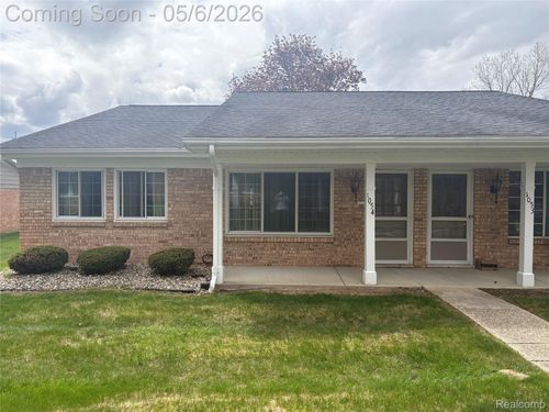 1054 Normandy Terrace Dr, Flint, MI, 48532-3547 | Card Image