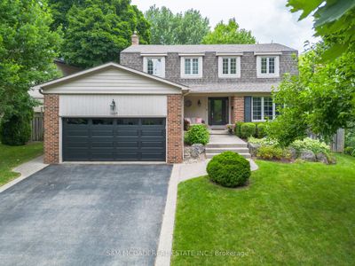 1887 Sherwood Forrest Cir, House other with 4 bedrooms, 3 bathrooms and 6 parking in Mississauga ON | Image 1