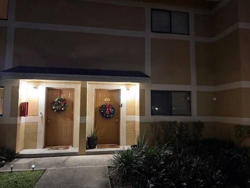 223-223 Palm Cir E, Pembroke Pines, FL, 33025-1185 | Card Image