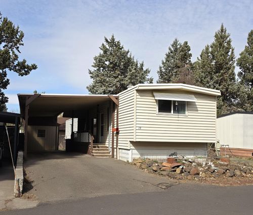 13-2200 Ne Highway 20, Bend, OR, 97701 | Card Image