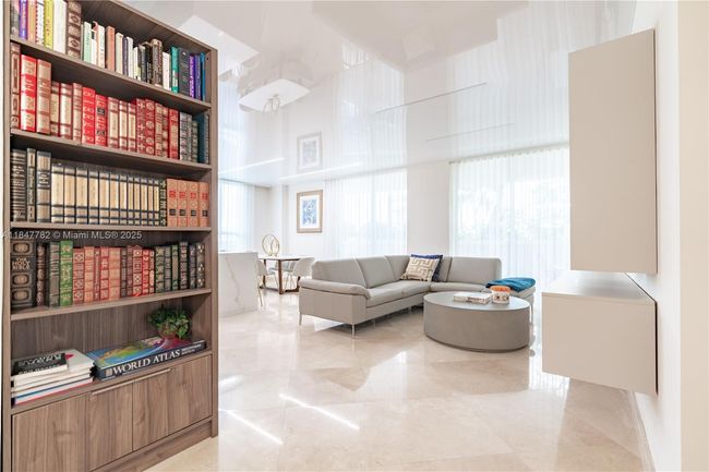 APT-508 - 17555 Atlantic Blvd, Condo with 3 bedrooms, 2 bathrooms and null parking in Sunny Isles Beach FL | Image 8