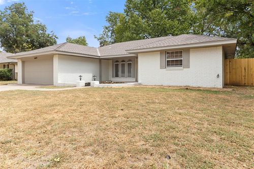 1605 Cinderella Ave, Norman, OK, 73072-6032 | Card Image
