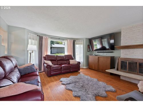 14110 Thurman St, Oregon City, OR, 97045-1372 | Card Image