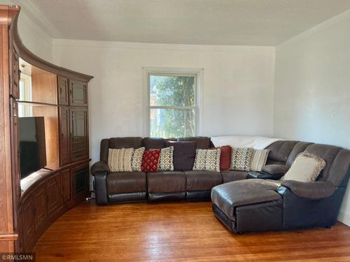 704 Mulberry St W, Stillwater, MN, 55082-4735 | Card Image