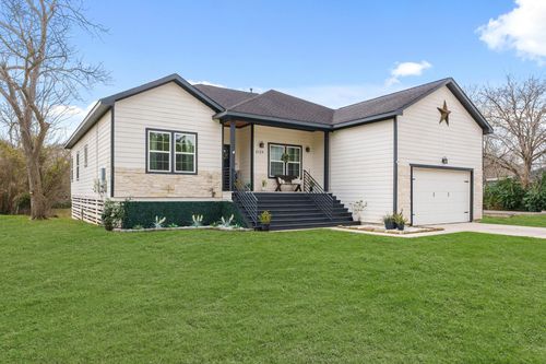 5129 Shady Oaks Ln, Friendswood, TX, 77546-3017 | Card Image