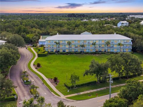204-13570 Mystic Dr, Sebastian, FL, 32958-1634 | Card Image