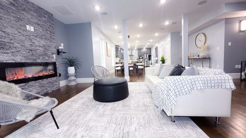 2-4 High Street Ter, Everett, MA, 02149-3705 | Card Image