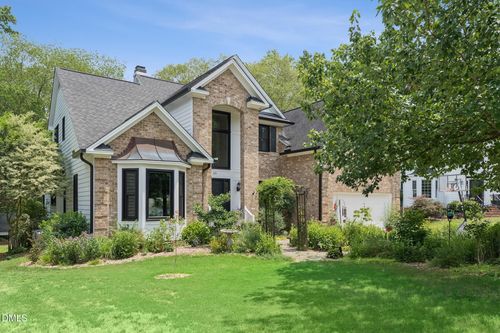 211 Forest Brook Dr, Cary, NC, 27519-5837 | Card Image