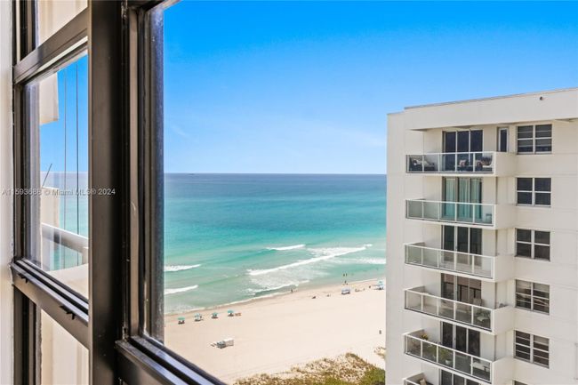 1904 - 5757 Collins Ave, Condo with 2 bedrooms, 2 bathrooms and null parking in Miami Beach FL | Image 46