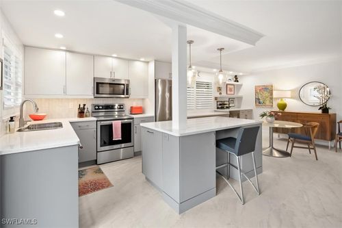 apt-106-3000 Gulf Shore Blvd N, NAPLES, FL, 34103-3906 | Card Image