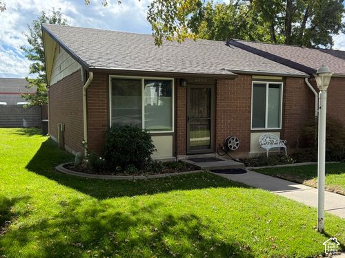 6092 S 2075 E, Holladay, UT, 84121-1429 | Card Image
