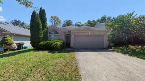 885 Henderson Dr, Lexington, KY, 40515-6464 | Card Image