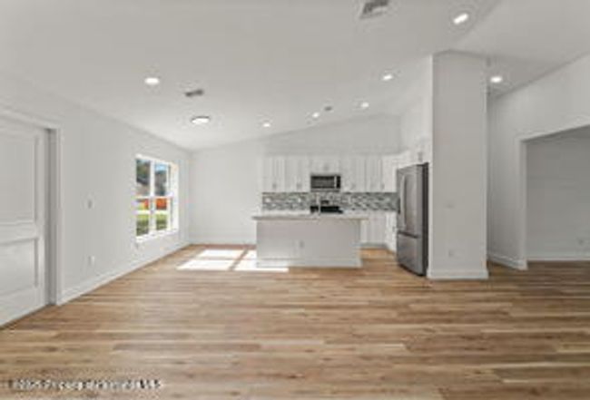 14586 Mocking Wren Rd, House other with 4 bedrooms, 2 bathrooms and null parking in WEEKI WACHEE FL | Image 12