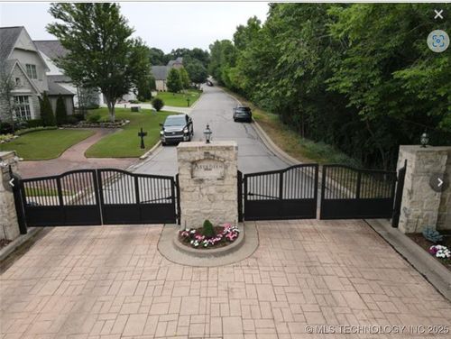 12207 S 12th Ct, Jenks, OK, 74037-4932 | Card Image