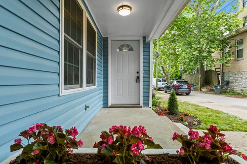 317 Ross Ave, Lexington, KY, 40508-1713 | Card Image