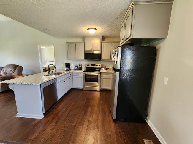 4574 Long Creek Rd, House other with 3 bedrooms, 2 bathrooms and 2 parking in Lafayette TN | Image 8