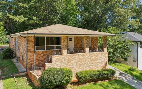 185 Rockmart Dr Sw, Atlanta, GA, 30314-2565 | Card Image