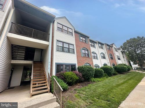 52 Joyner Ct, TRENTON, NJ, 08648-2615 | Card Image