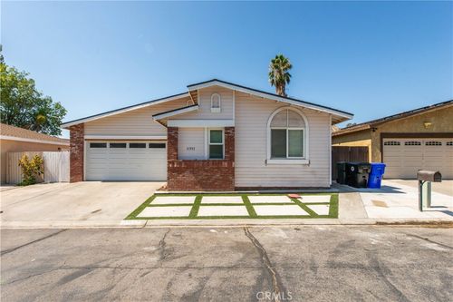 31957 Emerald Ln, Castaic, CA, 91384-3102 | Card Image