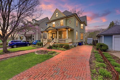 12 Rugby Pl, Elgin, IL, 60120-6613 | Card Image