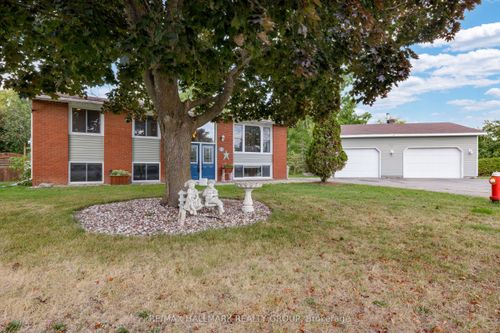 2 Armstrong Pl, North Dundas, ON, K0C1H0 | Card Image