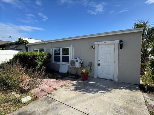 209 E Main St, DUNDEE, FL, 33838-4218 | Card Image