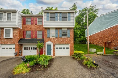 1115 Timberidge Dr, Bethel Park, PA, 15102-4037 | Card Image
