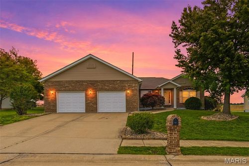 400 Mockingbird Ln, Waterloo, IL, 62298-1278 | Card Image