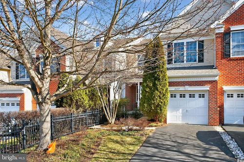 2437 N Whittmore St, FURLONG, PA, 18925-1510 | Card Image