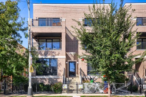2e-1648 W Diversey Pkwy, CHICAGO, IL, 60614-1008 | Card Image