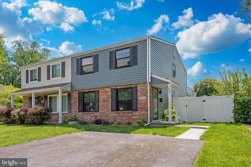 330 Heather Ridge Dr, FREDERICK, MD, 21702-1402 | Card Image